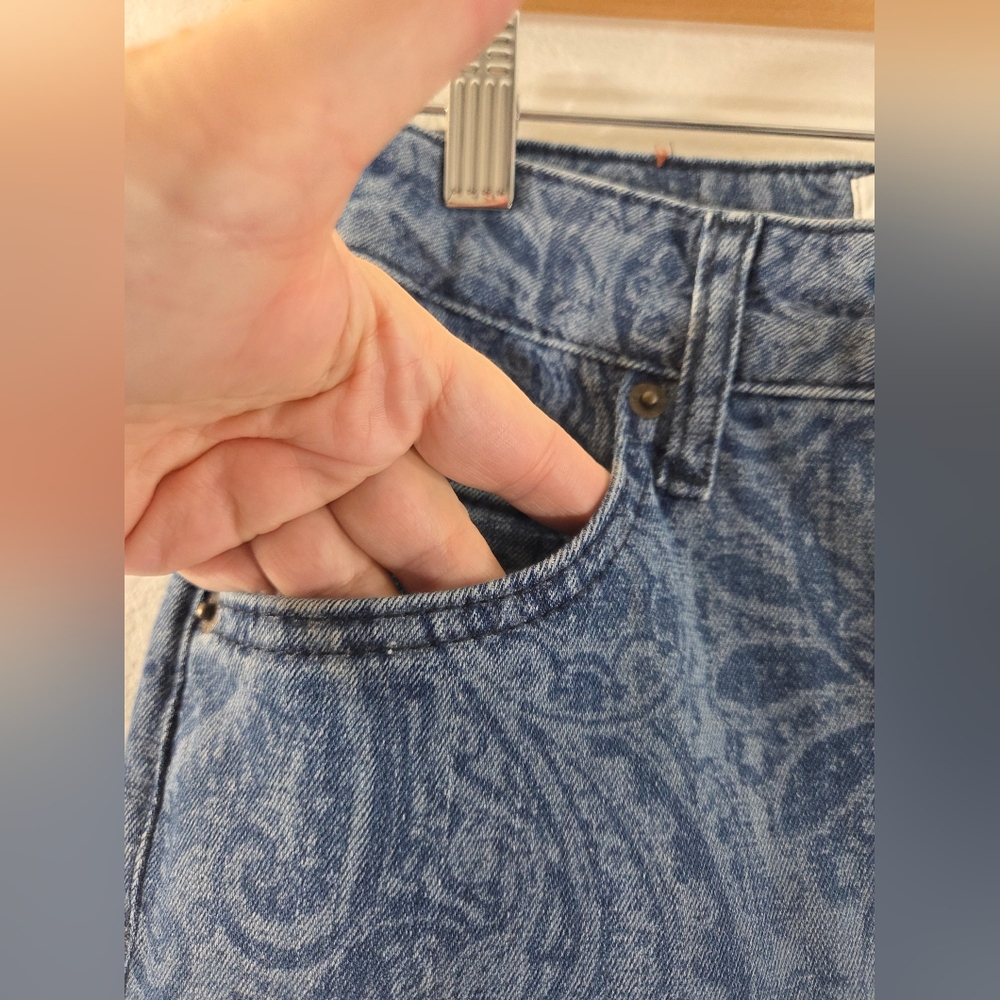 BDG Urban Outfitters Blue Paisley Print High Waist Flare Denim 70s Style Jeans - Picture 6 of 13